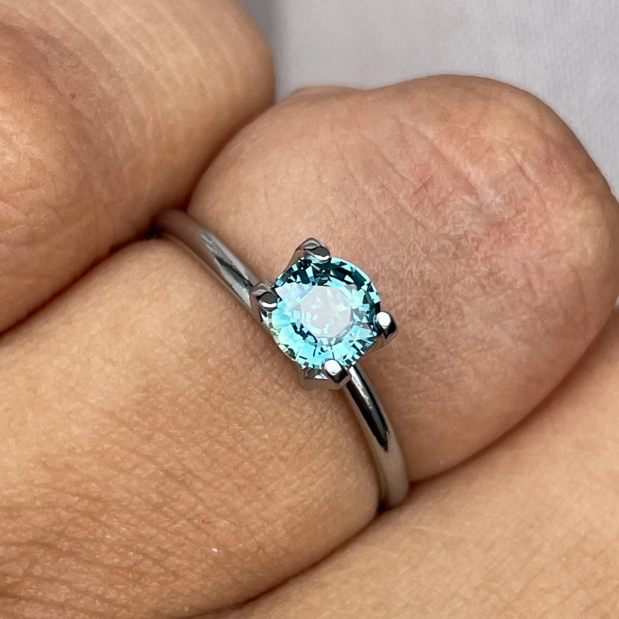 0.71 ct natural Teal Sapphire is well cut to bring out the best colour and lustre, make a custom designed unique ring with this sapphire