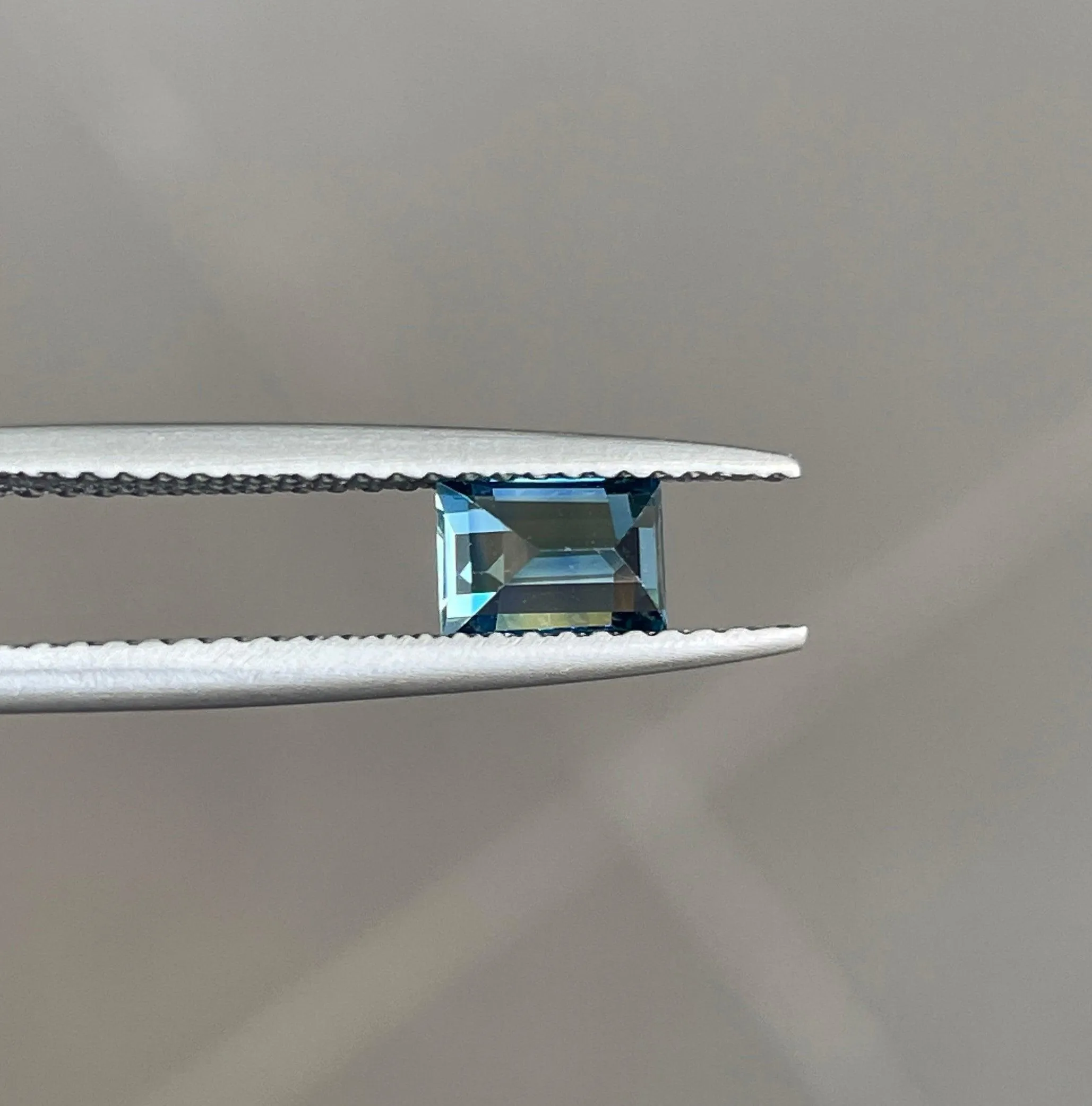 0.78 crt Teal Sapphire/ Green sapphire/ bi colour Sapphire/ parti sapphire/ Engagement Ring/ Montana sapphire/ Australian sapphire/