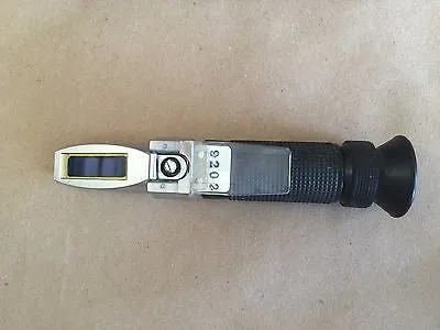 ATAGO N1 HAND-HELD REFRACTOMETER, 0.0 TO 32.0% BRIX ATC