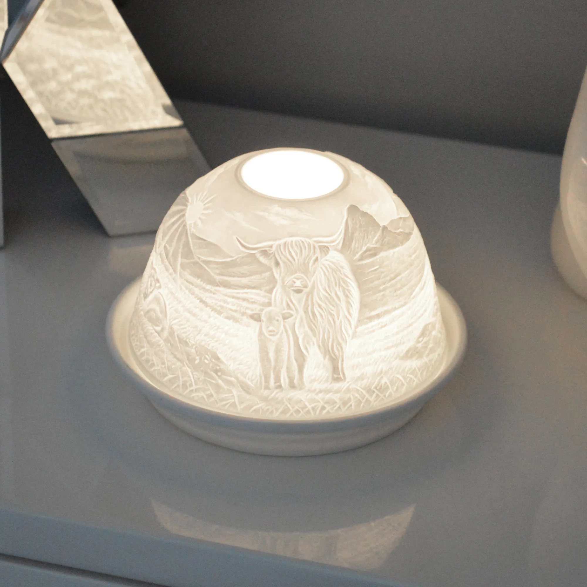 Cello Tealight Dome - Highland Cow