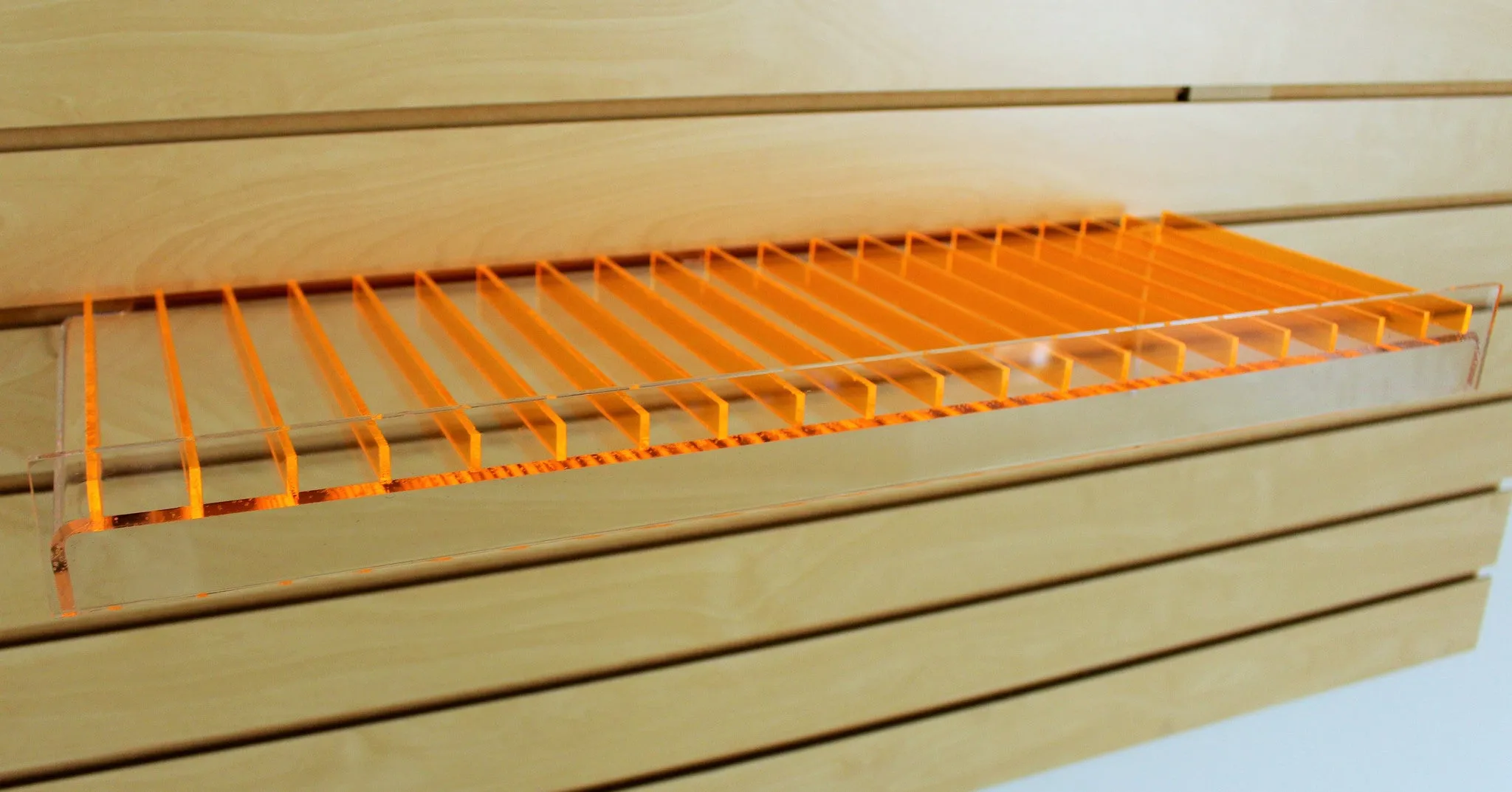 Colored Slatwall Shelves for E-Liquid/Lotions/Oils