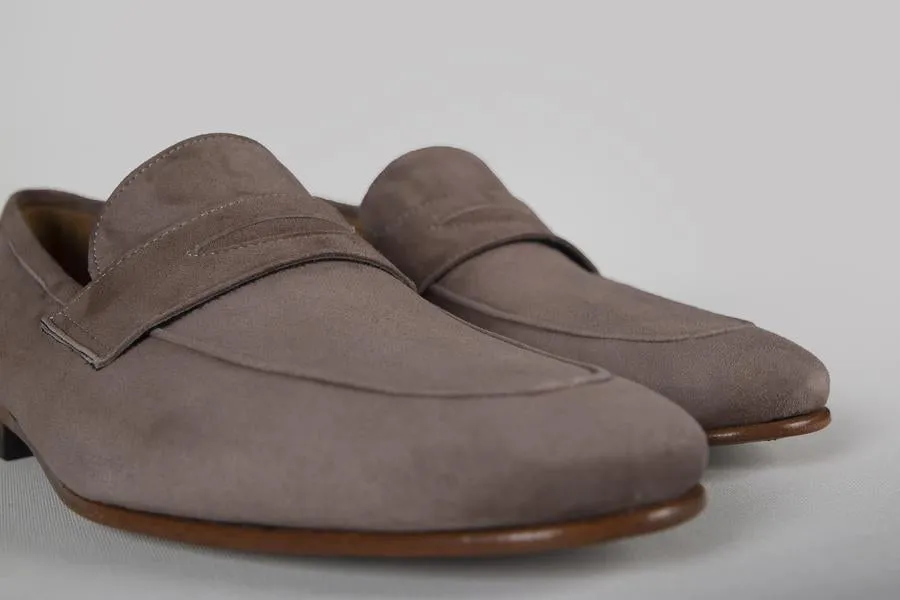 Human Scales Penny Suede Beige