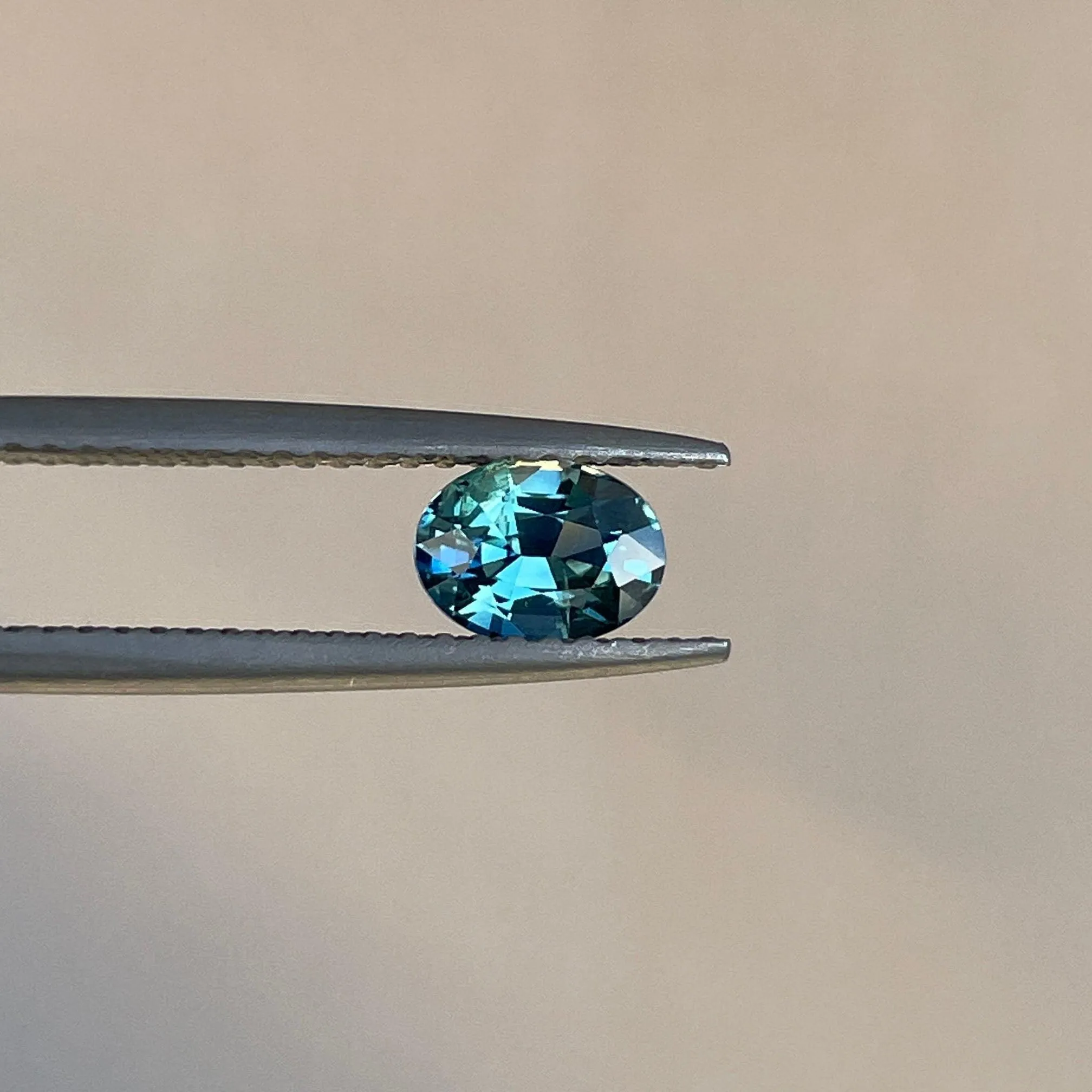 Teal sapphire, 0.81 crt blue lagoon Natural teal sapphire/ Montana sapphire/ sapphire ring/ jewellery supplies