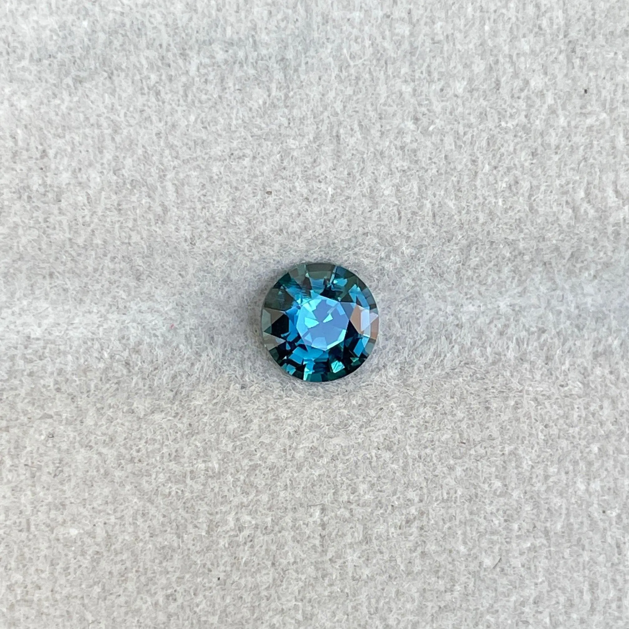 Teal sapphire stone, 1.03 crt. Jacksonville Jaguars Natural teal sapphire. ethically sourced Gemstone for jewelry Making