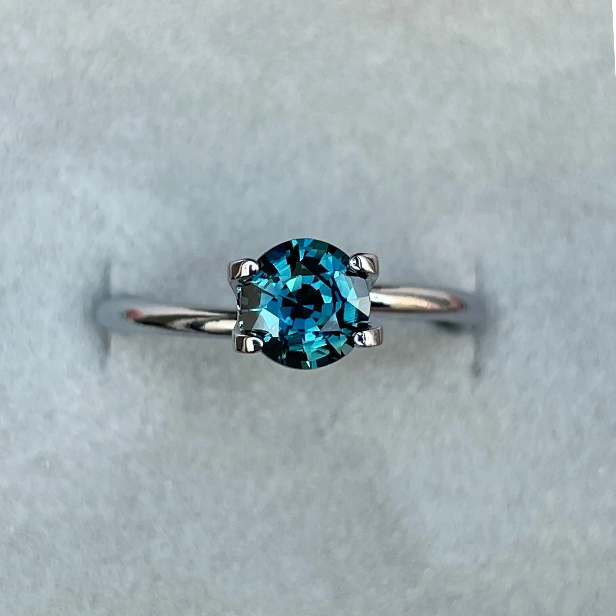 Teal sapphire stone, 1.03 crt. Jacksonville Jaguars Natural teal sapphire. ethically sourced Gemstone for jewelry Making