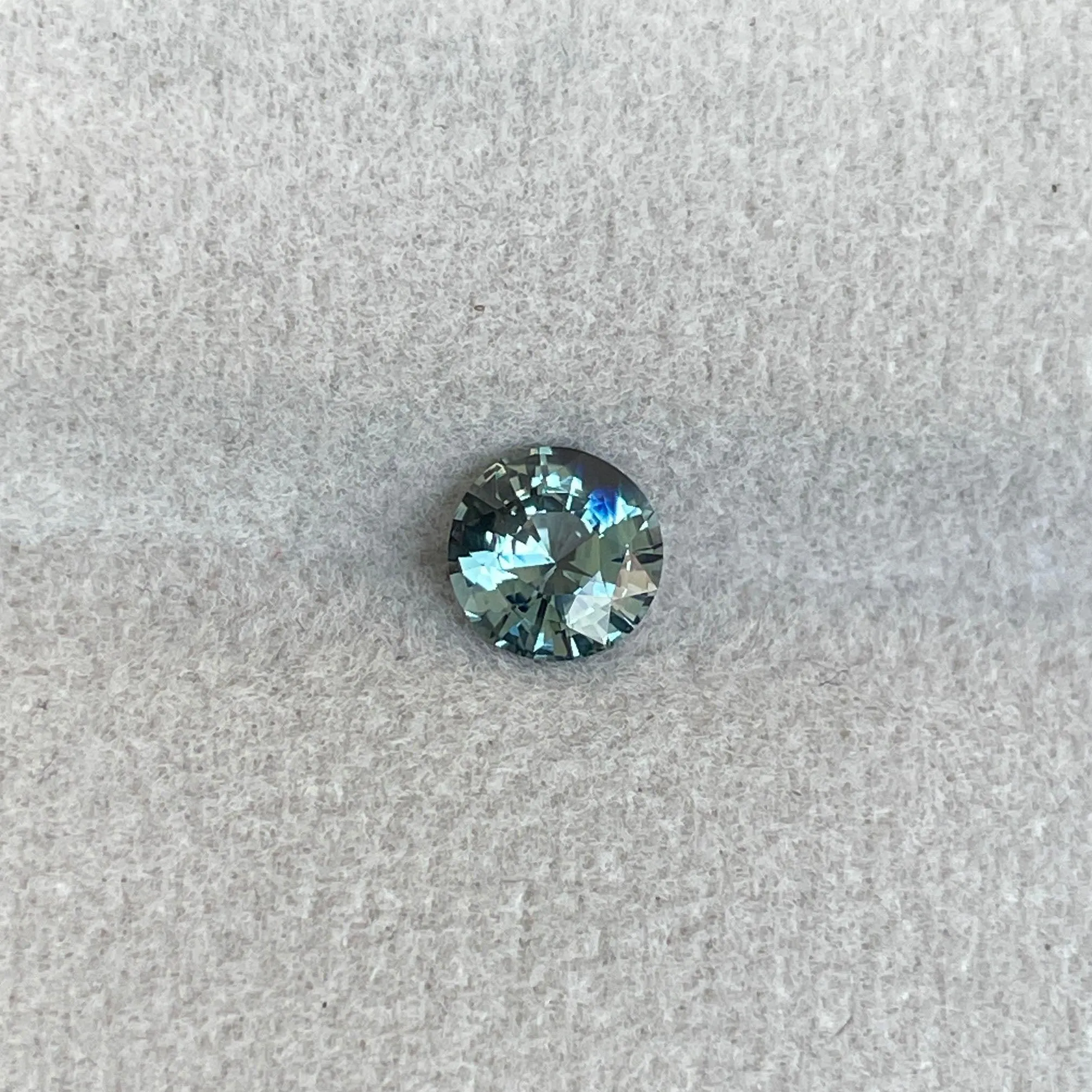 Teal sapphire stone, Seattle teal sapphire 1.02 crt.