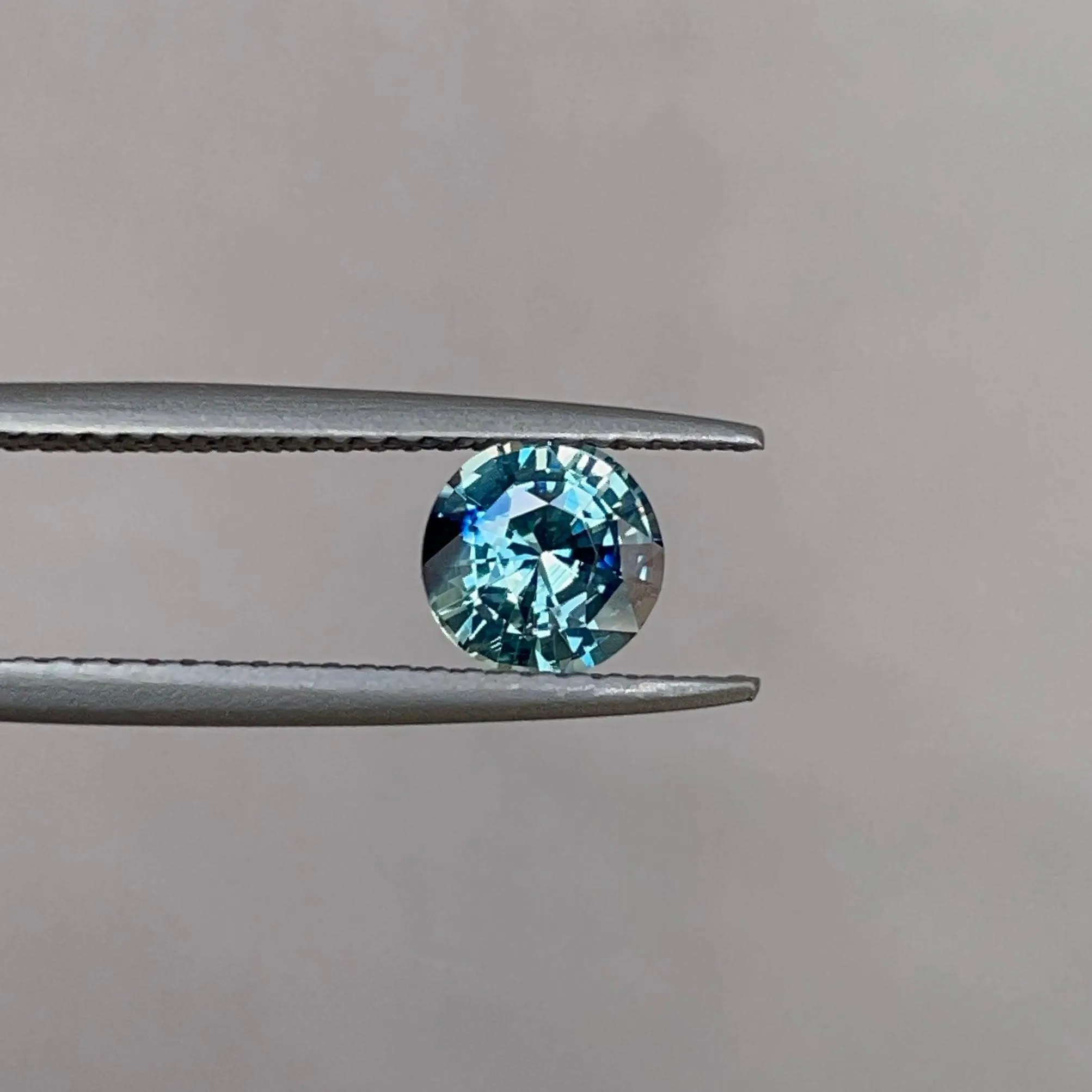 Teal sapphire stone, Seattle teal sapphire 1.02 crt.